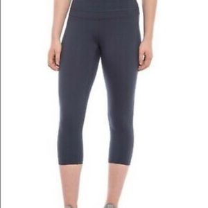 Hatha North Face Women’s Capri Leggings